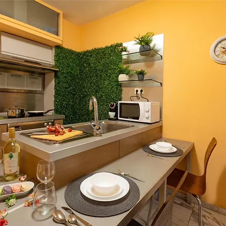 Apartment Large Terrace + Quiet Apt Sofia